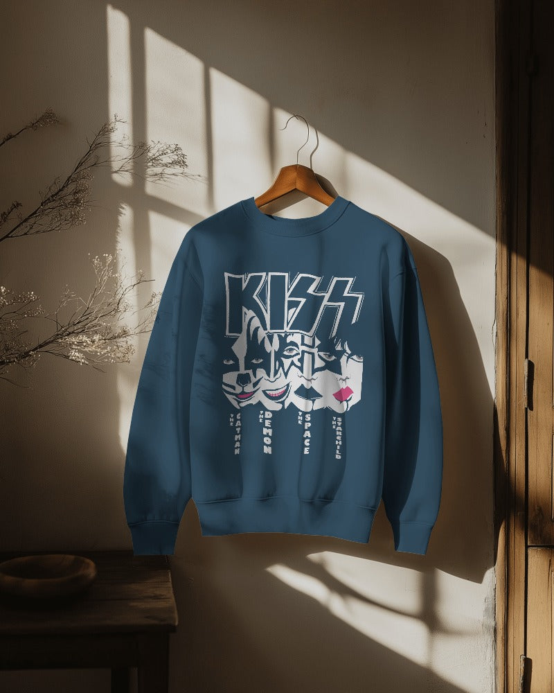 Kiss Sweatshirt - Premium Fabric & Regular Fit